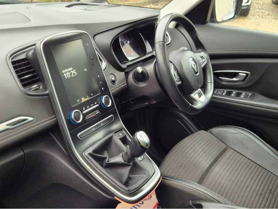 2019 Renault Scenic SIGNATURE TCE 140PS 5DR €14,950