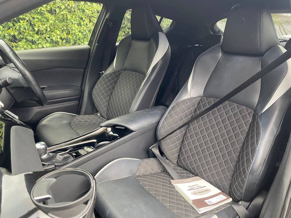 2019 Toyota C-HR - image 6