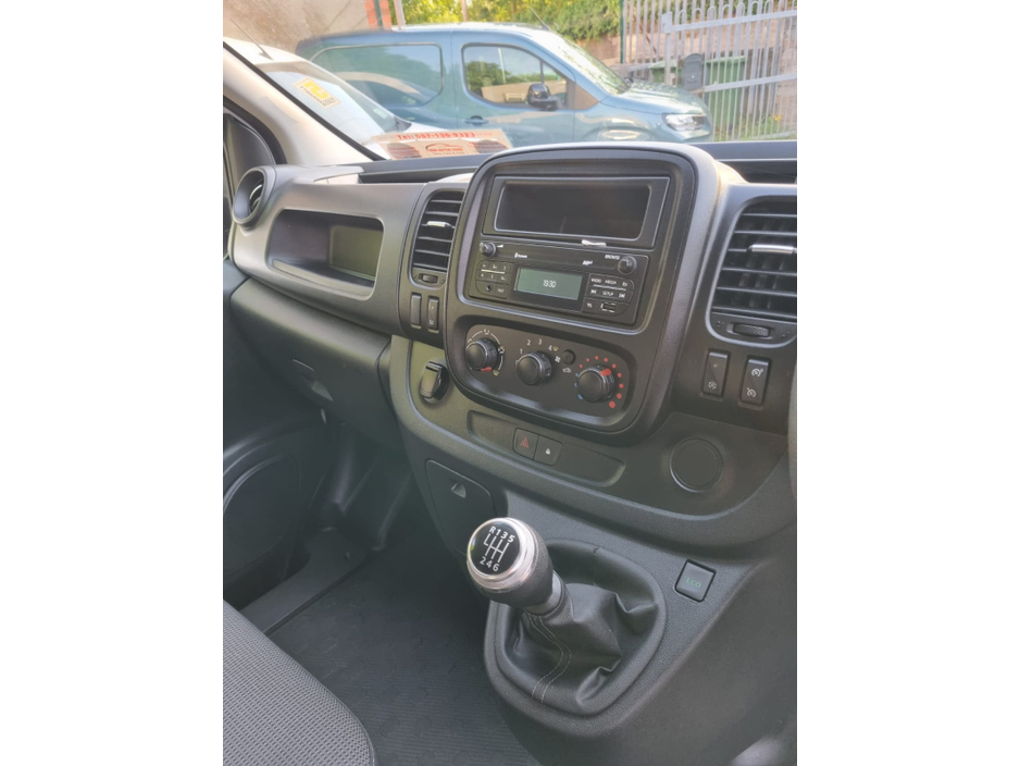 2021 Renault Trafic LL30 ENERGY DCI 120 BUSINESS P €16,300