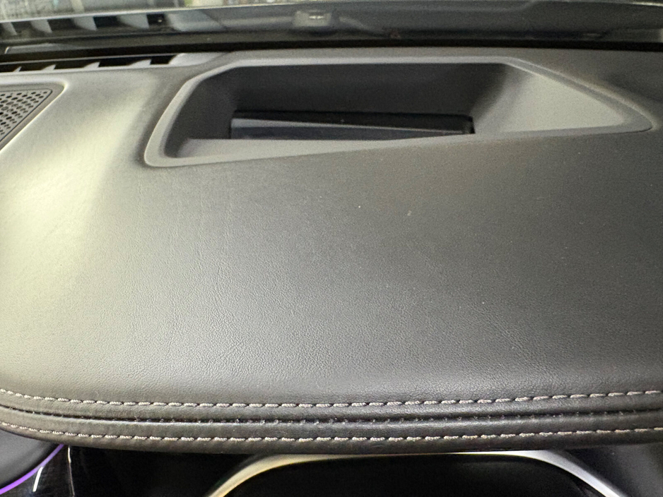 2018 BMW 7 Series - image 12