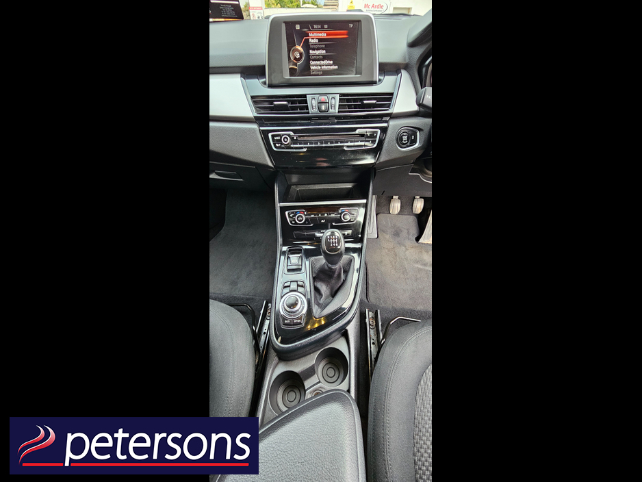 2015 BMW 2 Series - image 28