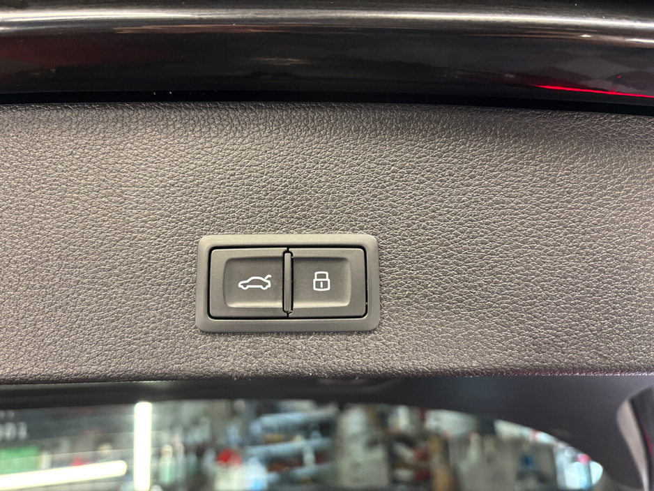 2017 Audi Q2 - image 13