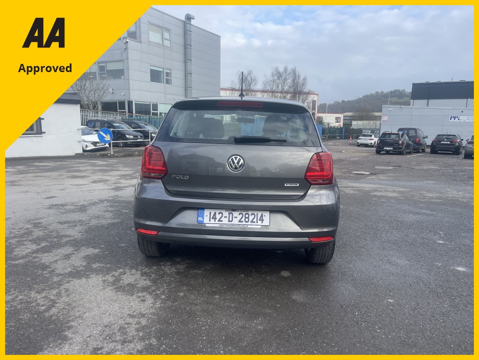 2014 Volkswagen Polo - image 14