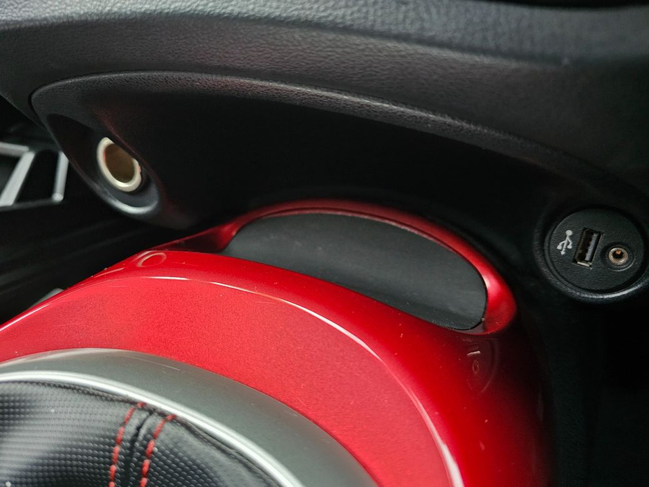 2016 Nissan Juke - image 19