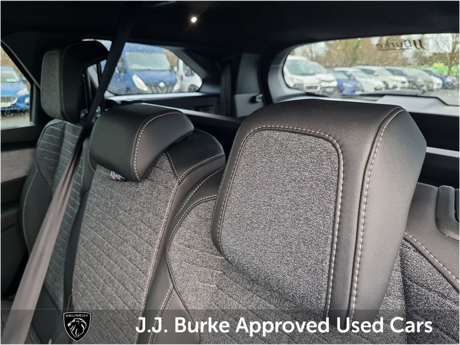 2026 Peugeot 5008 1.2 MHEV 145bhp E-DCS6 Allure