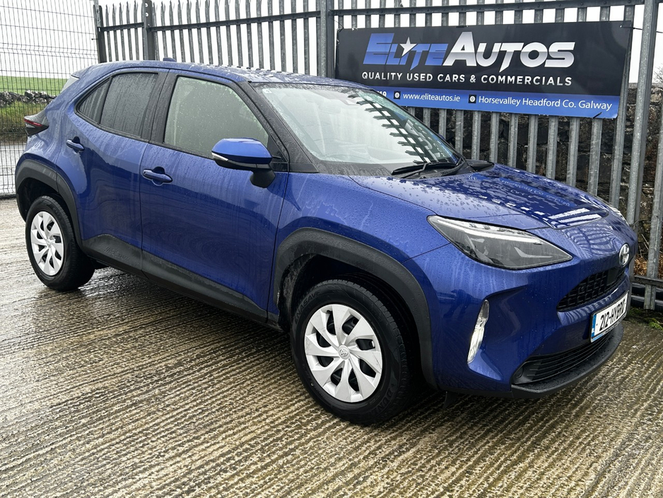 2021 Toyota Yaris Cross - image 7