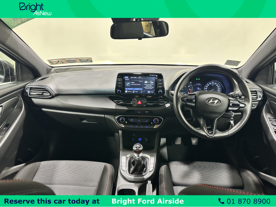 2021 Hyundai i30 - image 18