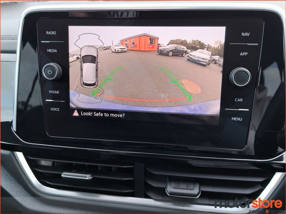 2023 Volkswagen T-Roc 1.0 TSI 110HP R-Line €28,900