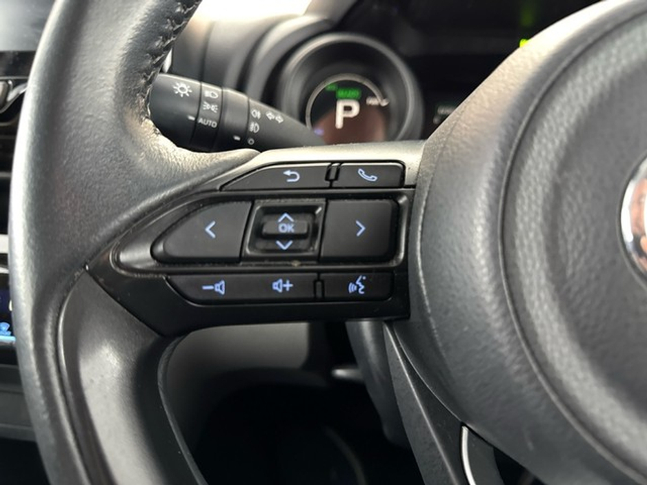 2022 Toyota Yaris Cross HYBRID LUNA €23,950