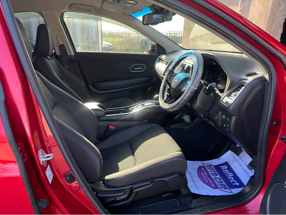 2019 Honda Vezel - image 6