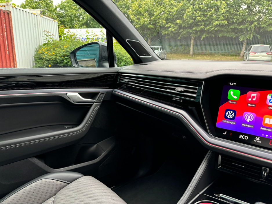 2023 Volkswagen Touareg N1 2 Seat Commercial Van €59,950