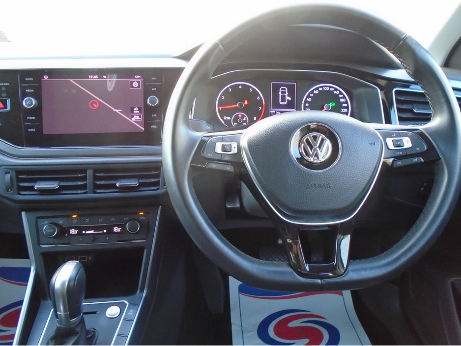 2018 Volkswagen Polo - image 26