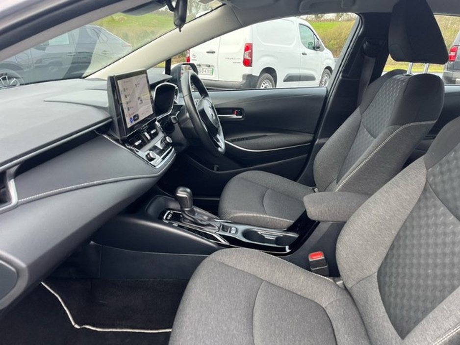 2024 Toyota Corolla COROLLA LUNA SALOON €27,950