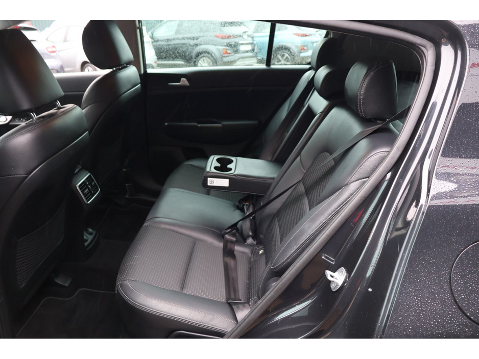 2016 Kia Sportage - image 23