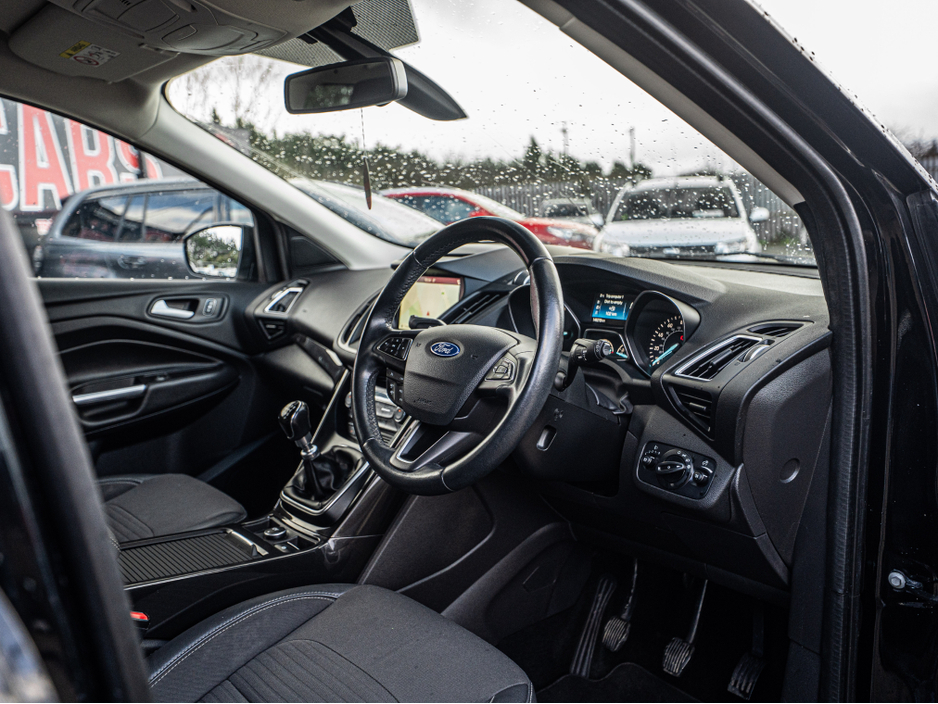 2017 Ford Kuga 2017 Kuga 1.5d TITANIUM/High spec/1yr warranty €15,888