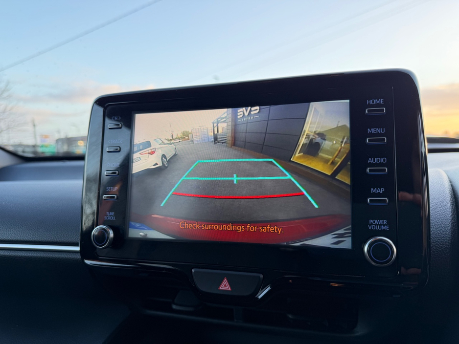 2023 Toyota Yaris Cross - image 20