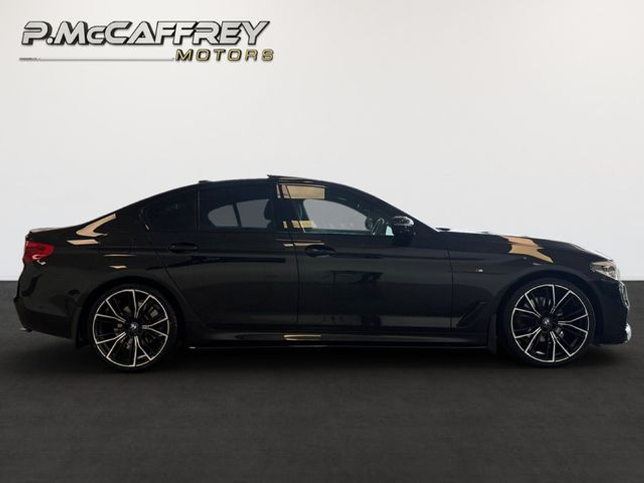 2020 BMW 5 Series - image 4