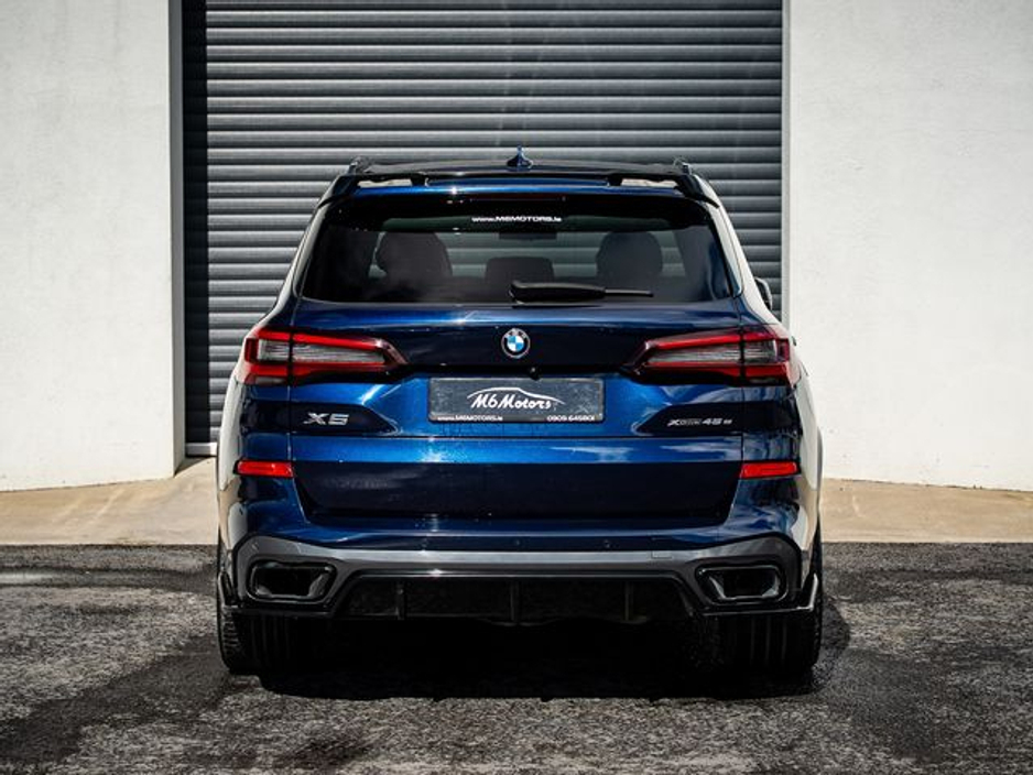 2020 BMW X5 - image 5