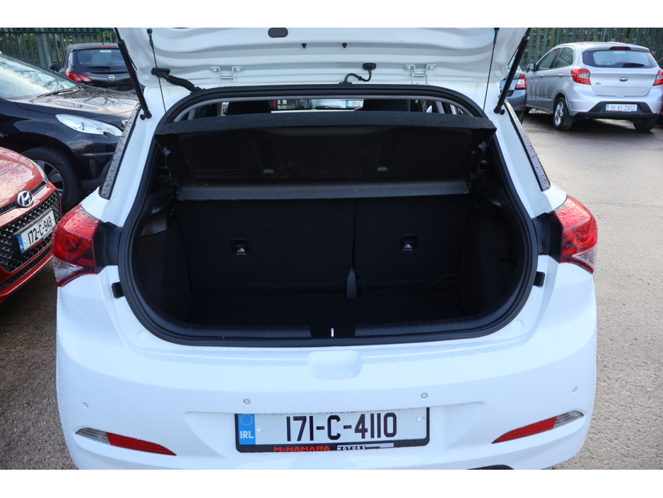 2017 Hyundai i20 ACTIVE DELUXE Only 74,000Km Exceptional! €12,995