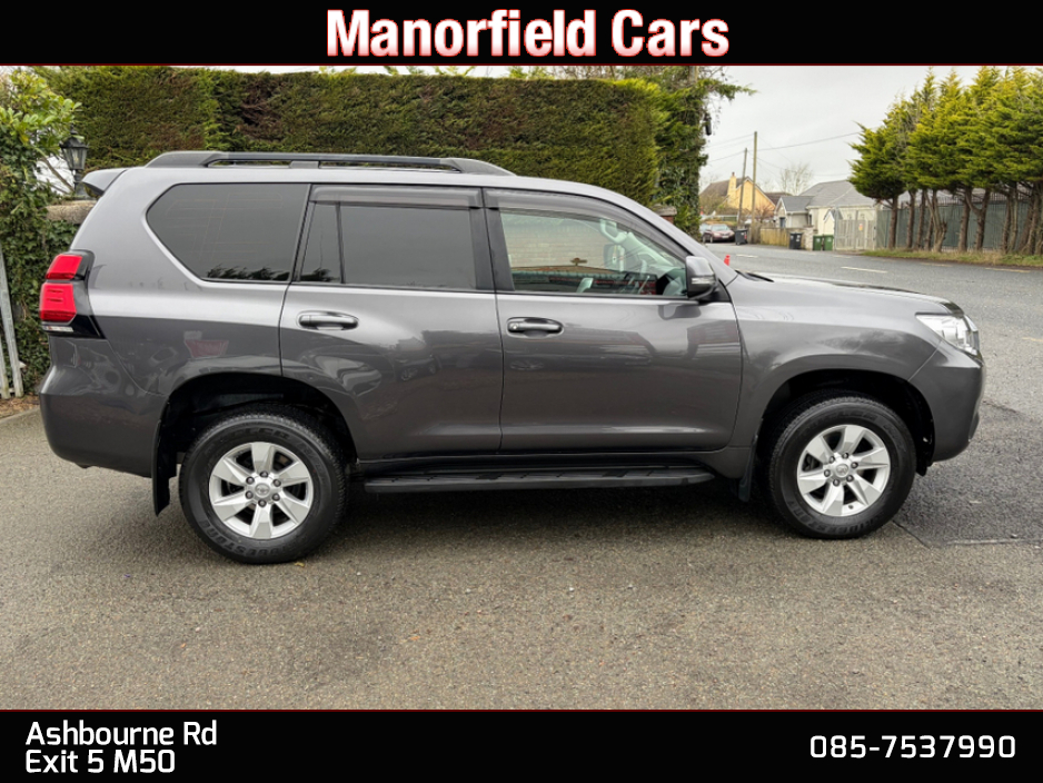 2021 Toyota Landcruiser - image 32