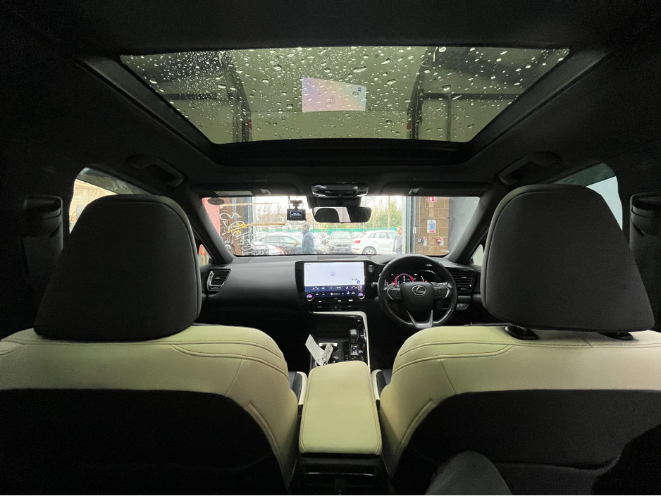 2023 Lexus NX 350h - image 19