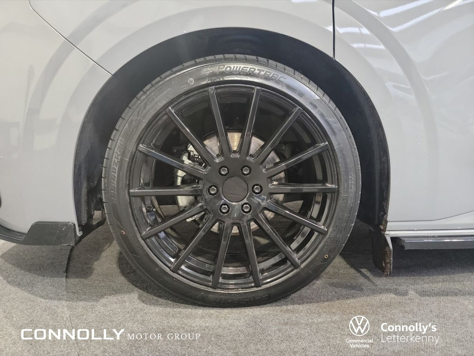 2026 Volkswagen Transporter - image 6