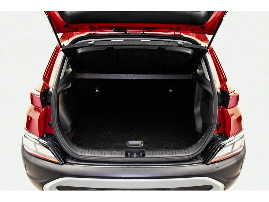 2023 Hyundai Kona - image 10