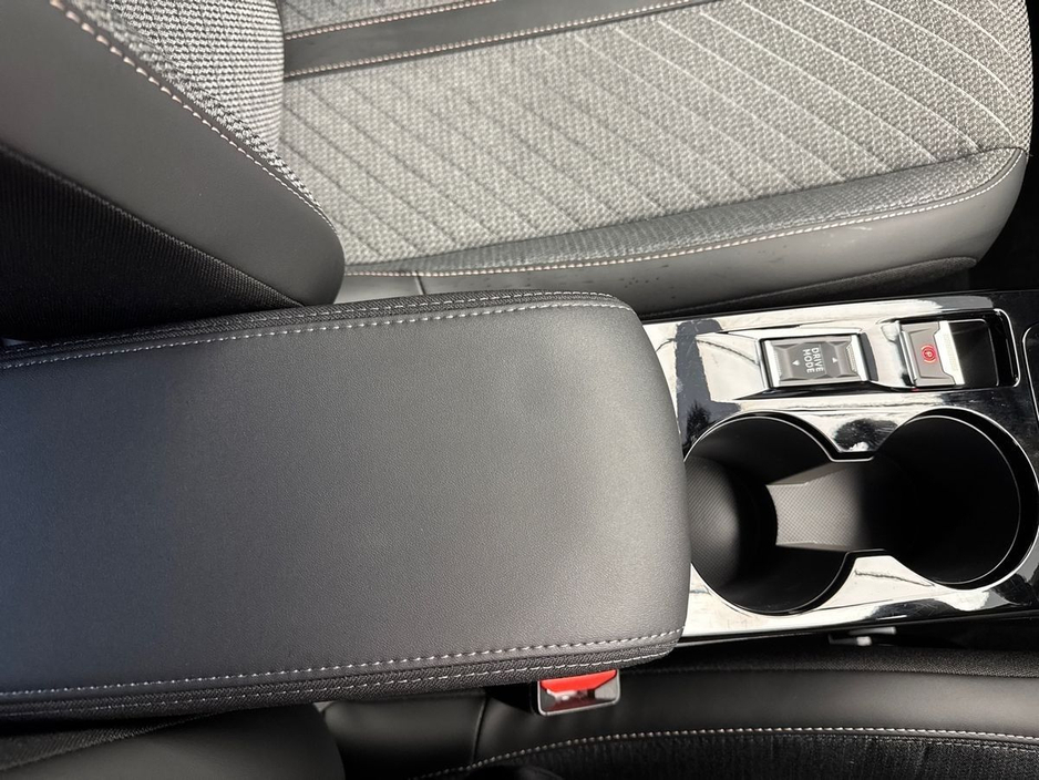 2026 Peugeot 208 - image 15