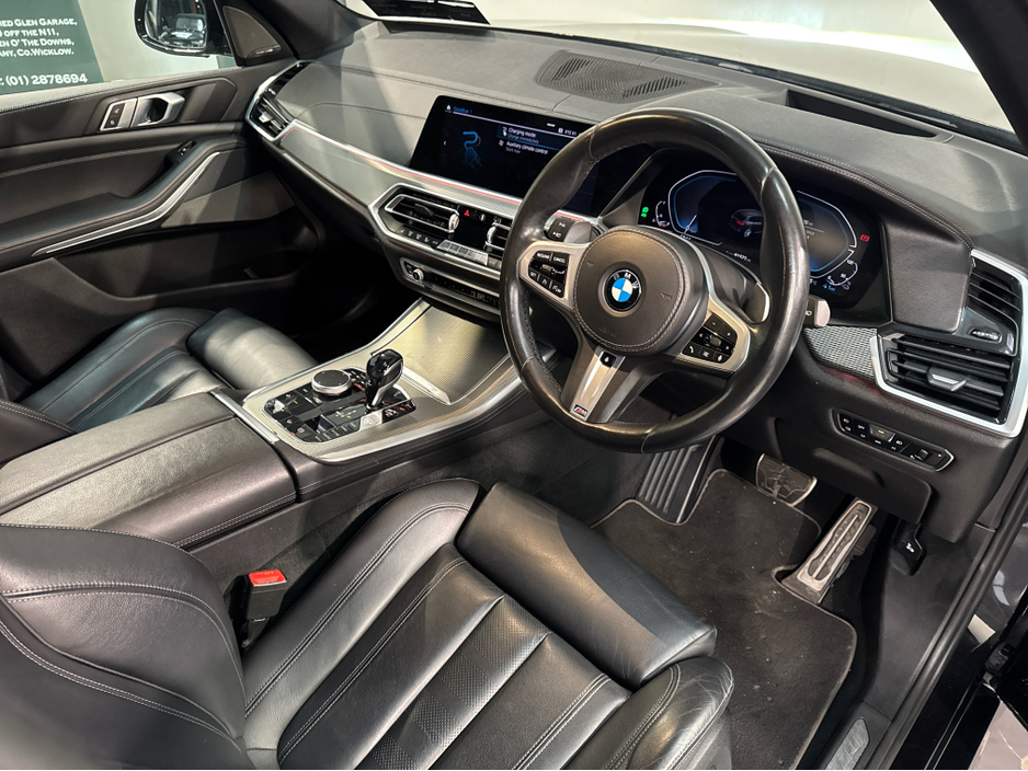 2019 BMW X5 - image 15