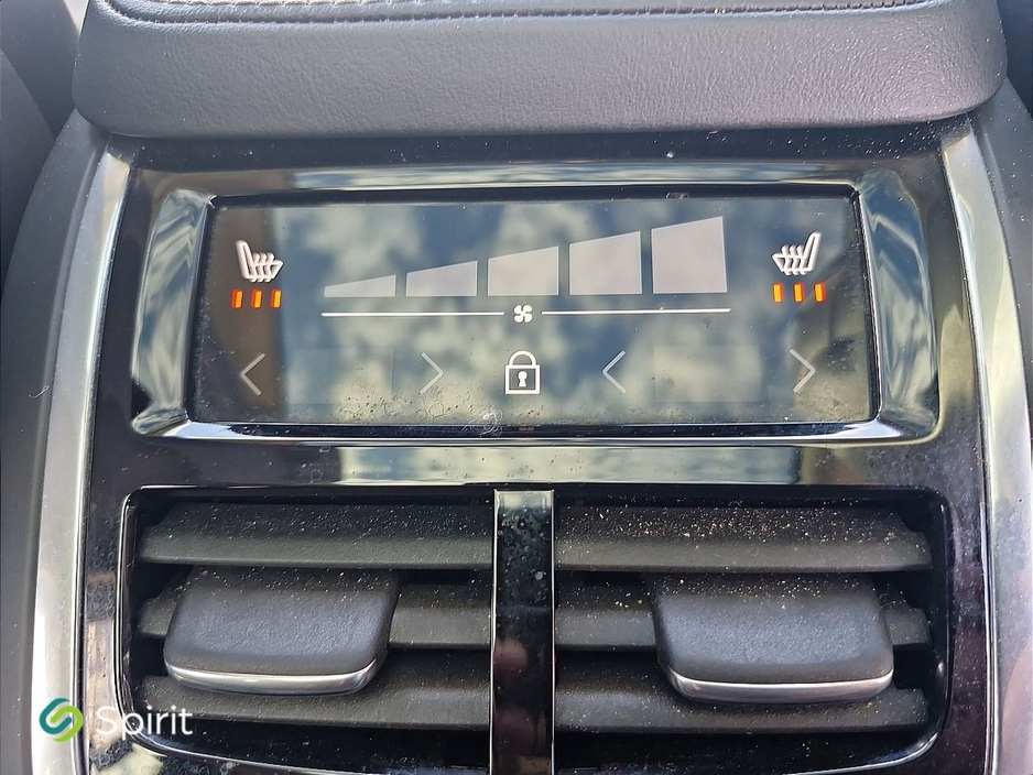 2024 Volvo XC90 T8 "Plug In Hybrid" AWD, Ultimate (Bright Theme) Full Nappa Leather, Heated & Ventilated Seats, Sunroof, Adaptive Cruise Control with Pilot Assist, Heads Up Drivers Display, 22inc Alloys, B&W Sound, A €76,950