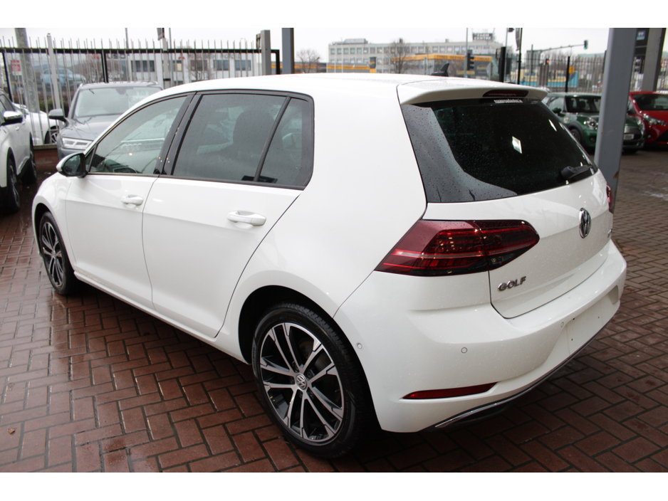 2019 Volkswagen Golf 2.0TDI 150BHP SPORT 5DR HATCHBACK AUTO // 1 OWNER WITH ONLY 82,000 KM'S // BUY WITH CONFIDENCE AA AND SIMI APPROVED DEALER 2026 // FINANCE ARRANGED // ALL TRADE INS WELCOME // €21,950