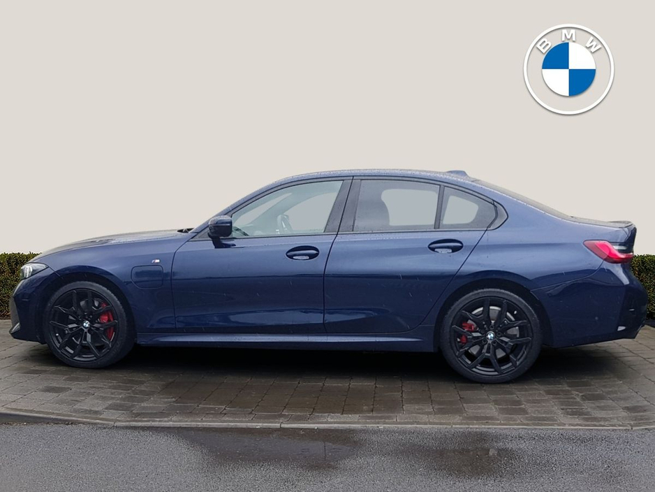 2026 BMW 3 Series - image 3