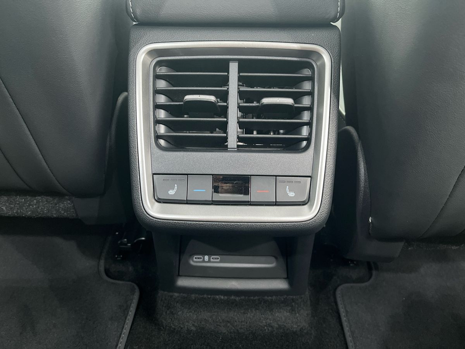 2026 Skoda Enyaq - image 20