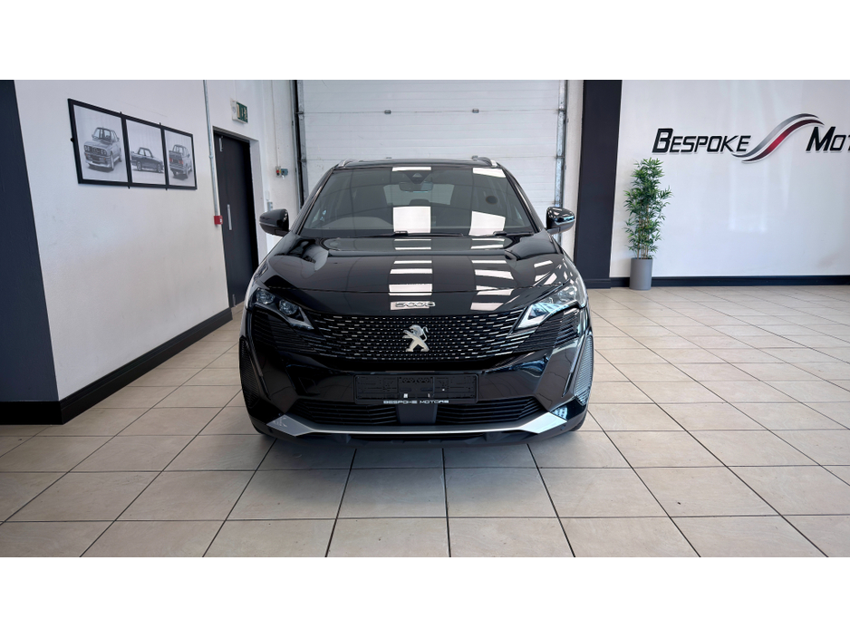 2024 Peugeot 5008 - image 8