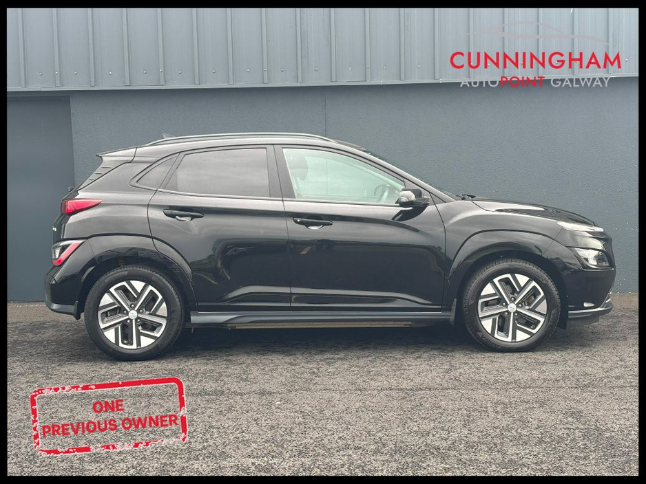 2022 Hyundai Kona Executive EV 39kWh Auto €18,990