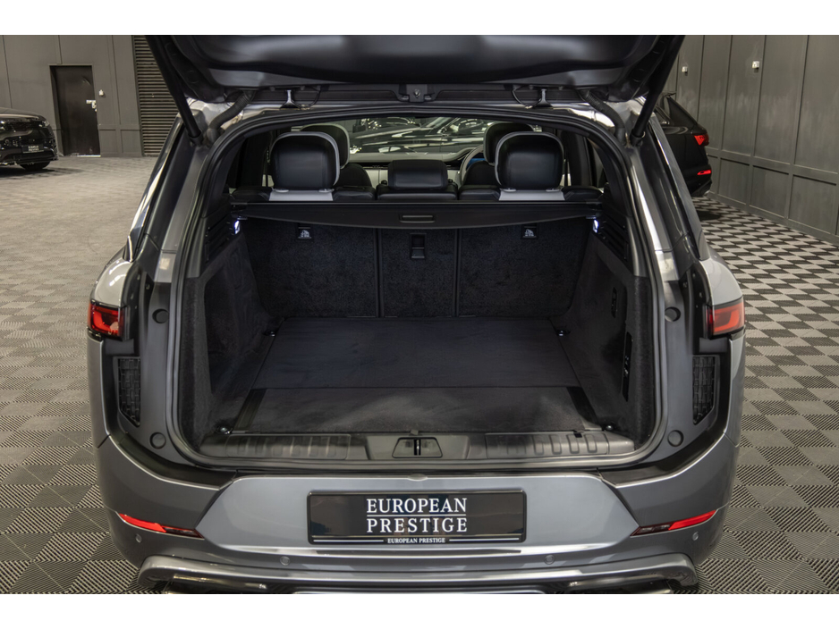 2023 Land Rover Range Rover Sport - image 13