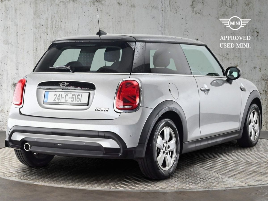 2024 MINI Hatch 3-Door Cooper Classic €29,900