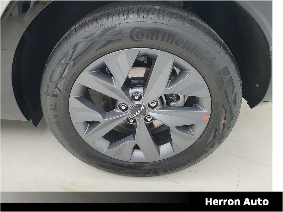 2024 Kia Sportage - image 4