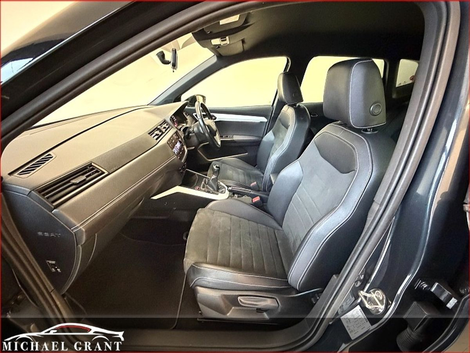 2019 SEAT Arona 1.0 PETROL TSI 115hp Xcellence HIGH SPEC / NEW NCT / ONLY 86KM €16,450