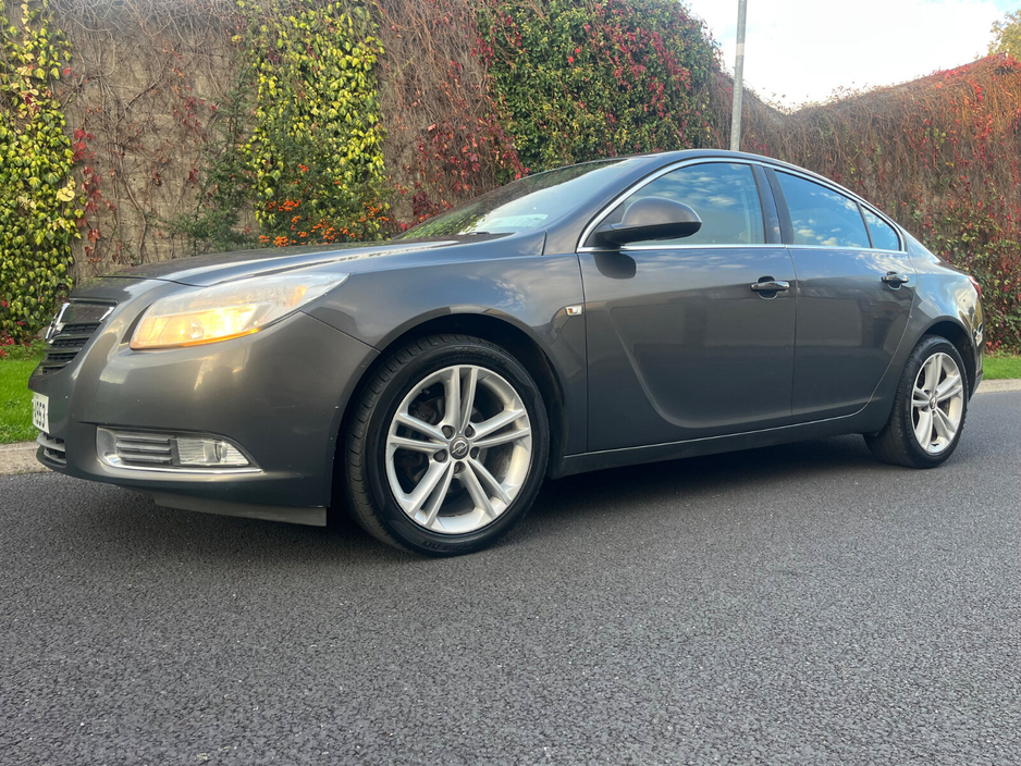 2013 Opel Insignia 2.0CDTI 130PS SC €4,450