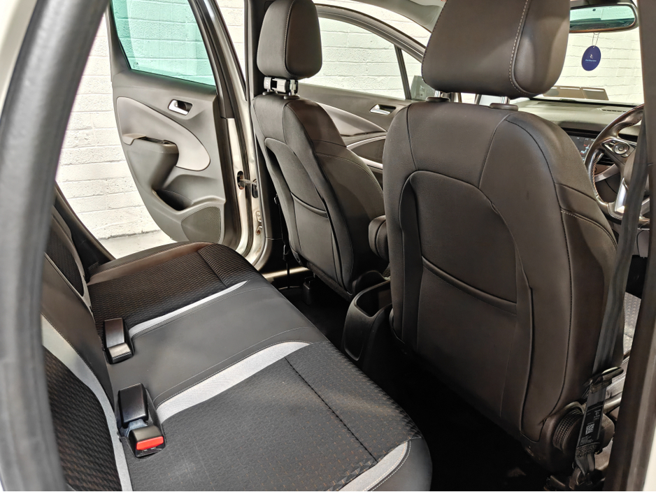 2019 Opel Crossland X - image 18