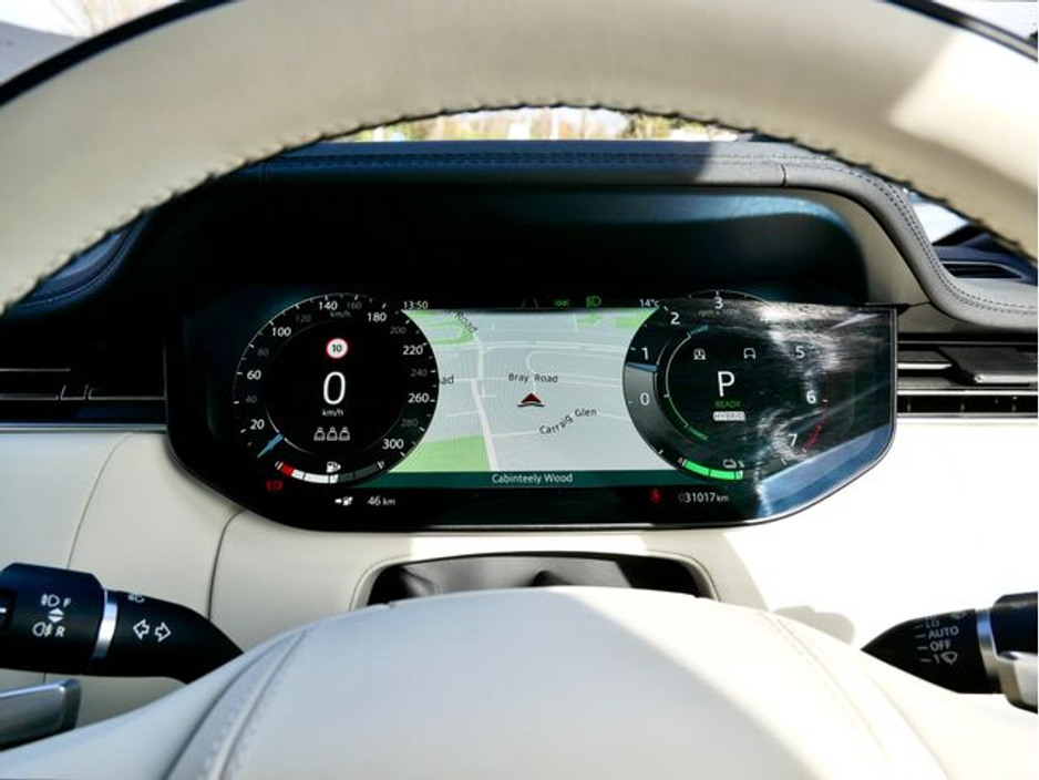 2025 Land Rover Range Rover - image 21