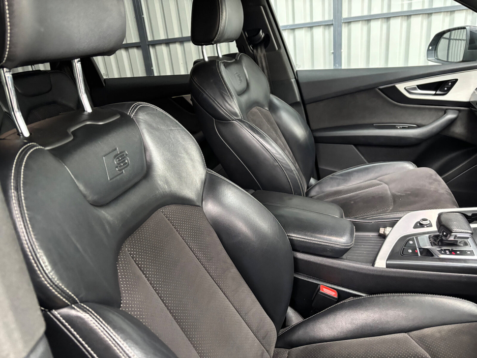2016 Audi Q7 - image 6