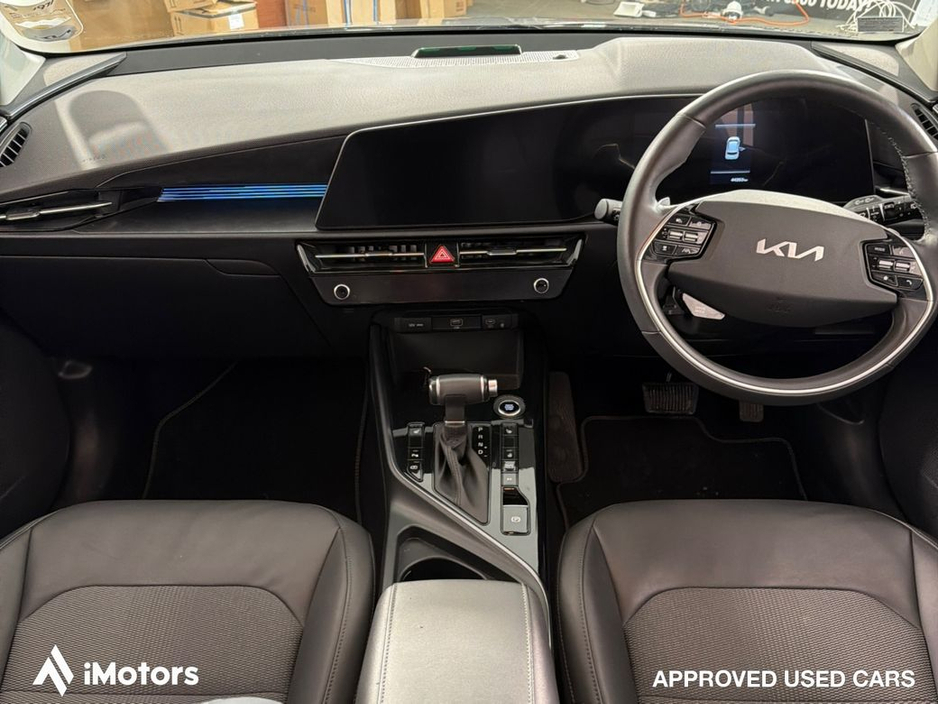 2023 Kia Niro - image 14