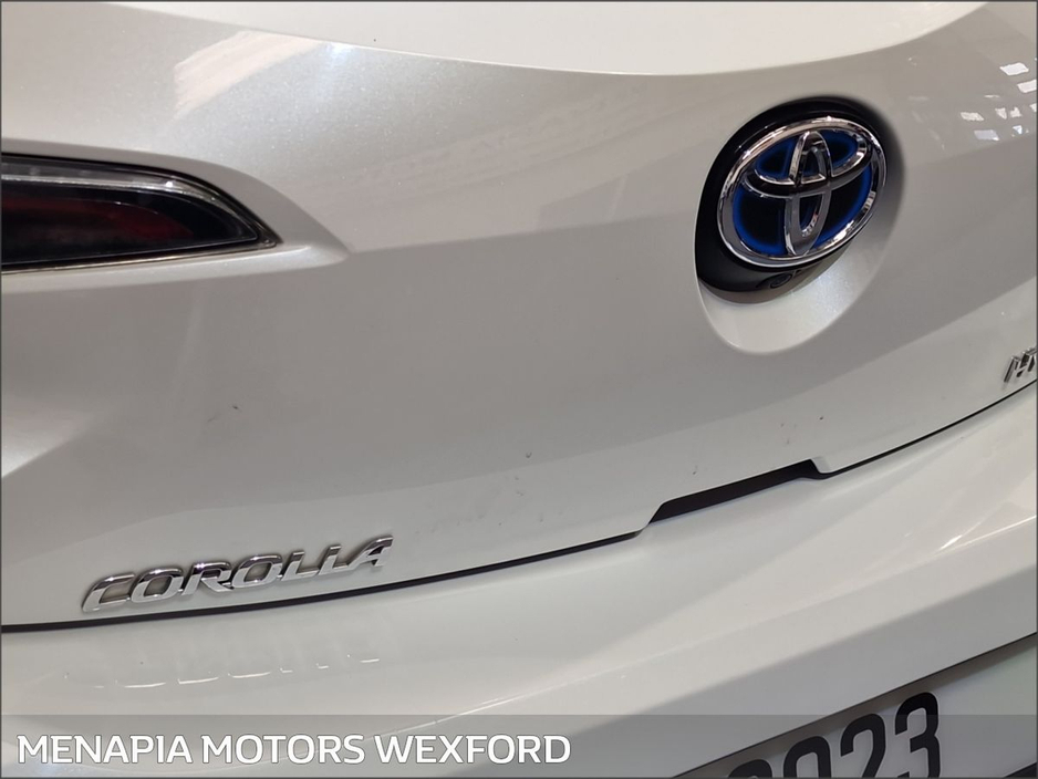 2023 Toyota Corolla - image 18