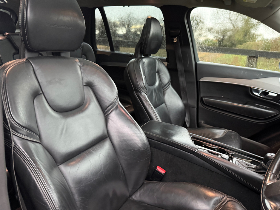 2017 Volvo XC90 - image 5
