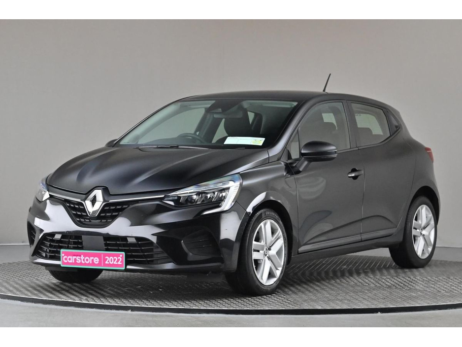 2022 Renault Clio - image 3