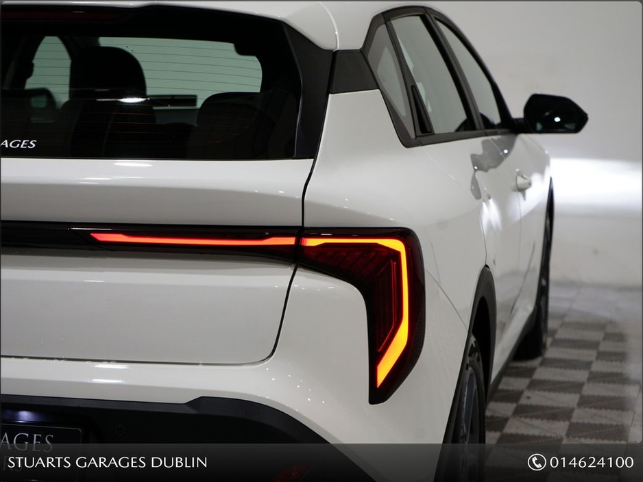 2026 Kia K4 - image 11