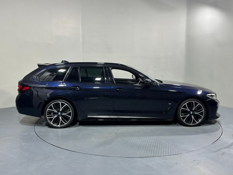 2021 BMW 5 Series 520D M Sport Touring €40,800