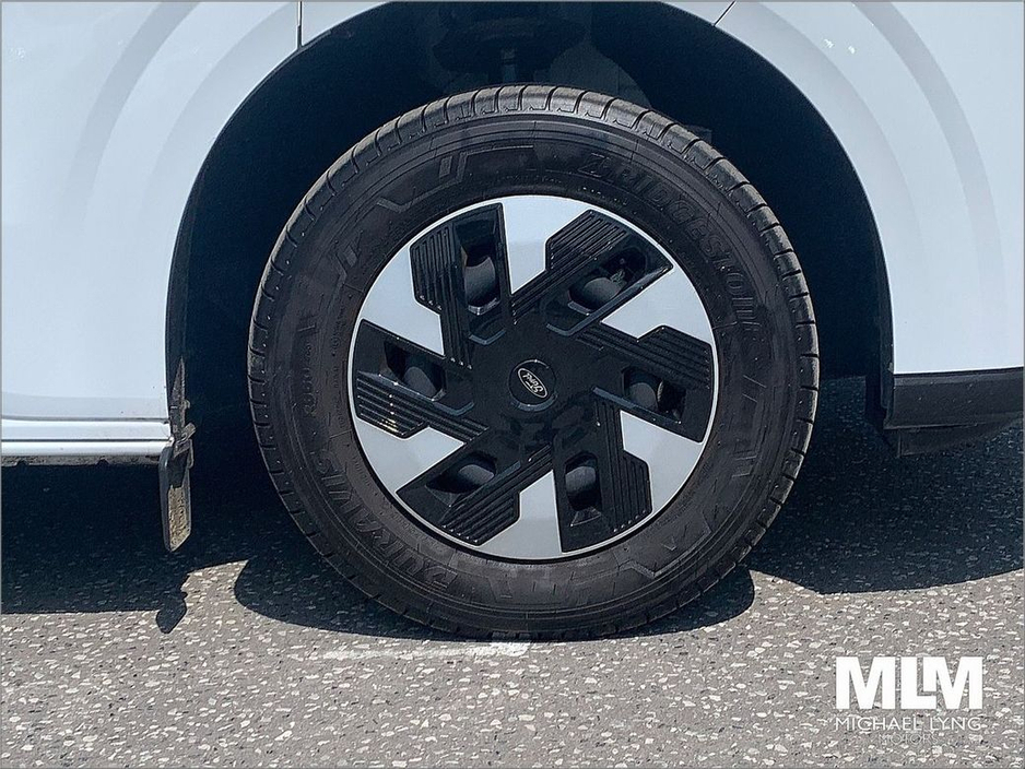 2025 Ford Transit Custom 320 PHEV SWB (V), Price Ex VAT, *Spare wheel, fixed towbar, Load area protection Kit, Seat Pack k4a* €32,516